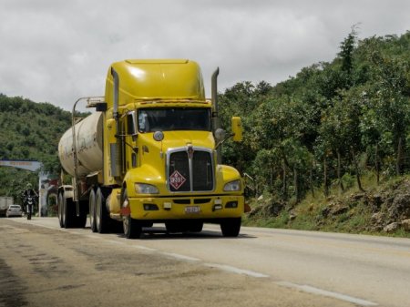 Unas 52 empresas en Arequipa enfrentan caída en sus ventas de hasta 80% por bloqueos en el sur de Perú
