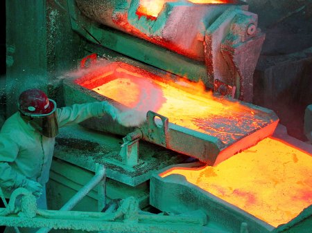 Chilena Codelco registró una caída de 172 mil toneladas en su producción de cobre durante 2022, informó presidente