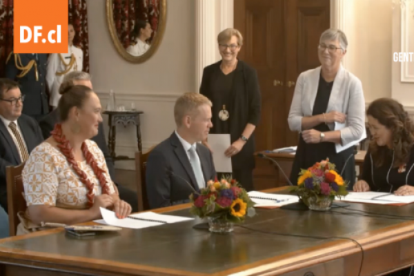 <p>Ahora en DF | Chris Hipkins, nuevo primer ministro de Nueva Zelanda tras jurar el cargo</p>