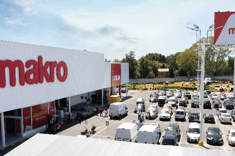 <p>Grupo Muffato de Brasil acuerda la compra de 27 locales de Makro, filial de la alemana Metro</p>