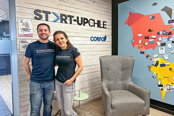 Startup costarricense de compliance instala en Chile su centro de operaciones para expandirse por Latinoamérica