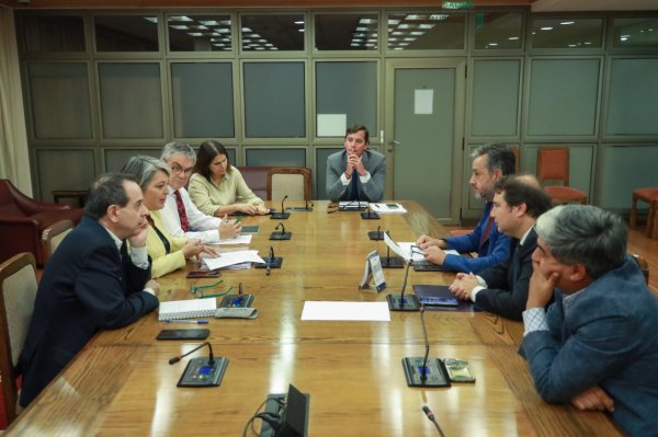 La ultima reunión entre ChileVamos y el gobierno finalizó sin acuerdos salvo la conformación de una instancia técnica.
