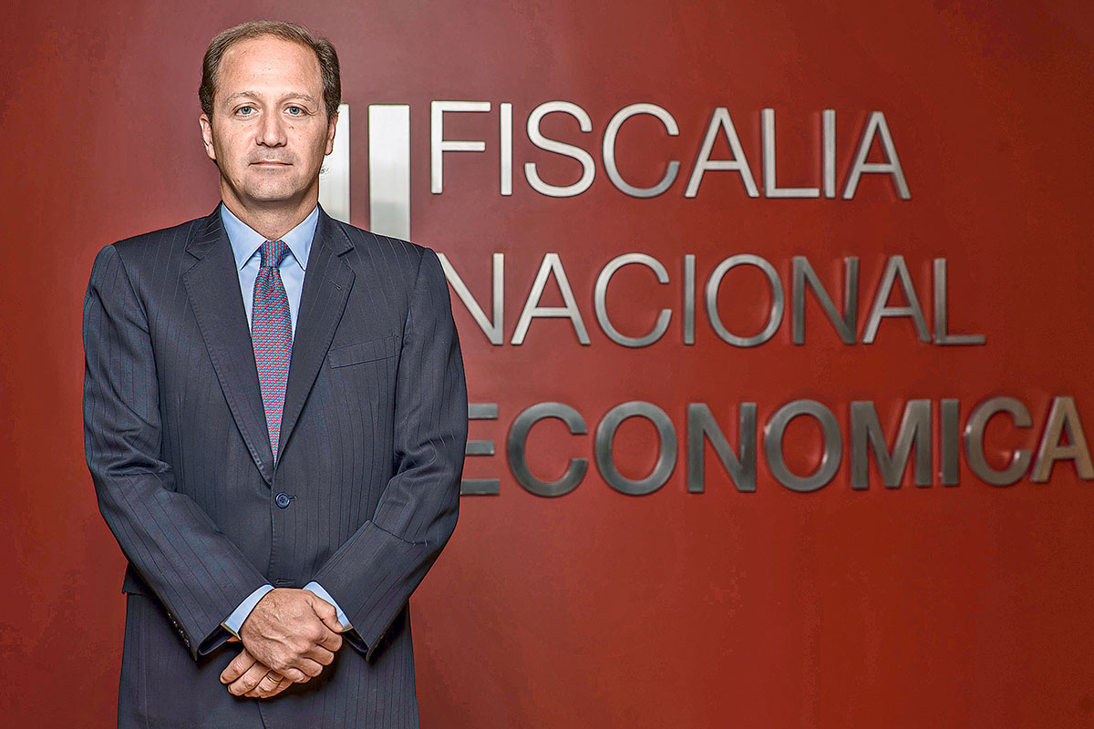 <p>En búsqueda del nuevo fiscal nacional económico: postularon 37, pero 11 pasaron los filtros académicos</p>