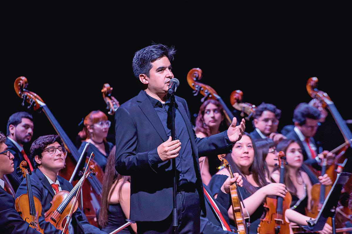 <p>Miguel Farías, director ejecutivo de FOJI: “Tenemos una tarea ardua quienes estamos a cargo de instituciones culturales”</p>
