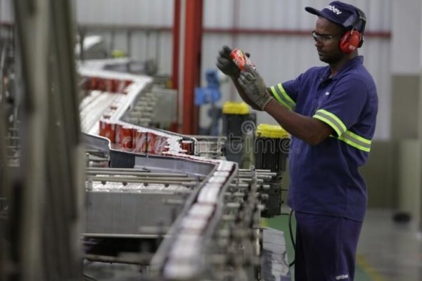 <p>Rumores de evasión fiscal ponen en jaque a la gigante brasileña Ambev que pierde más de US$ 1.500 millones en valor de mercado</p>