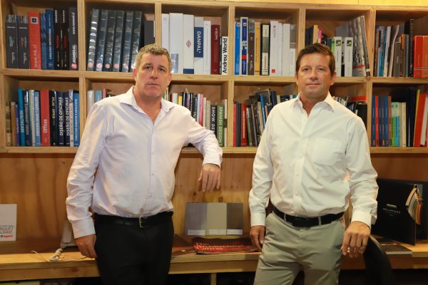 <p>Los socios de Maco Capital, Pablo Covarrubias y Eduardo Moreno. Foto: Julio Castro.</p>