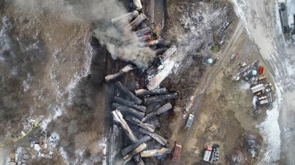 Imagen del accidente tomada con un dron (Reuters).