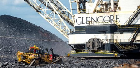 <p>Glencore explora venta de participación de 23% en mina de plata en Perú</p>