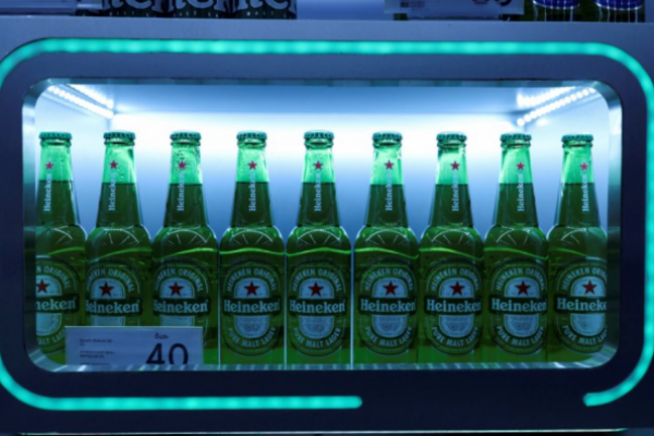 Mexicana Femsa venderá sus acciones en Heineken para pagar parte de su deuda y financiar crecimiento