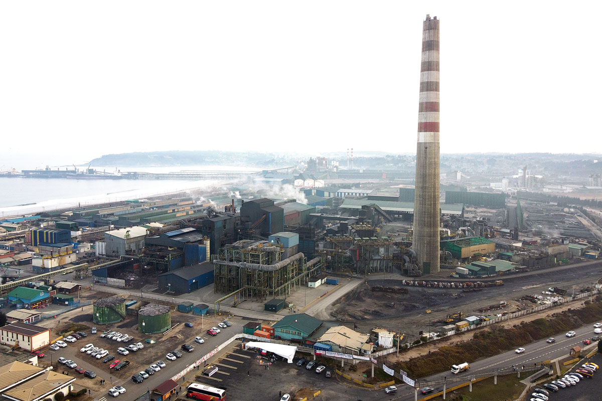 <p>Fundición Ventanas: En marzo parte relocalización de trabajadores y en mayo se apagan la chimenea y los hornos</p>