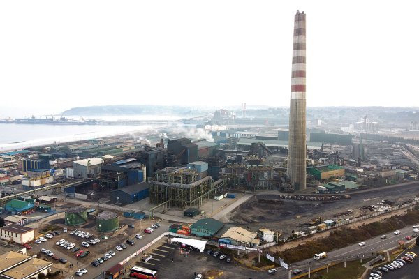 Fundición Ventanas: En marzo parte relocalización de trabajadores y en mayo se apagan la chimenea y los hornos