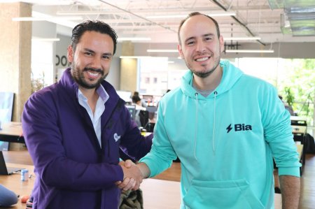 <p>Startups colombianas anuncian convenio para disminuir gastos de energía en propiedas inmobiliarias</p>