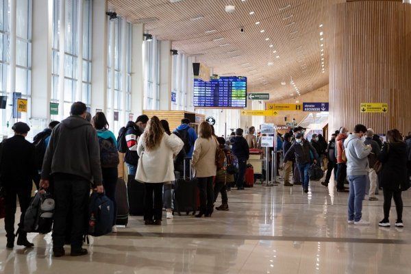 Toesca pone en venta su participación en cinco autopistas, el aeropuerto de Puerto Montt y GasValpo
