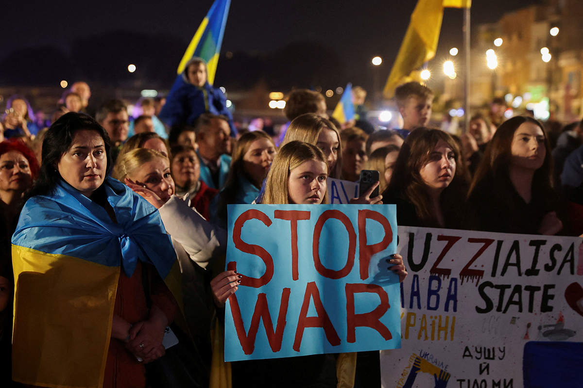 <p>Debemos seguir combatiendo a Rusia con bancos además de tanques</p>