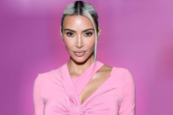 Kim Kardashian inscribe su marca en Chile