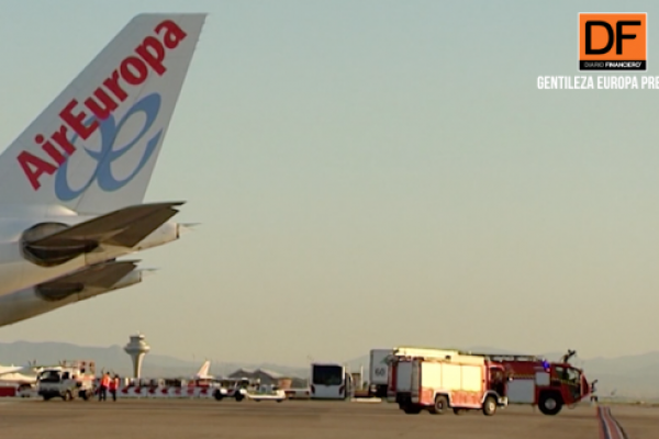 <p>Ahora en DF | Grupo IAG acuerda la compra del 80% restante de Air Europa</p>