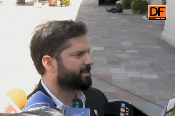 <p>Ahora en DF | Presidente Gabriel Boric niega presiones para hacer cambio de gabinete</p>