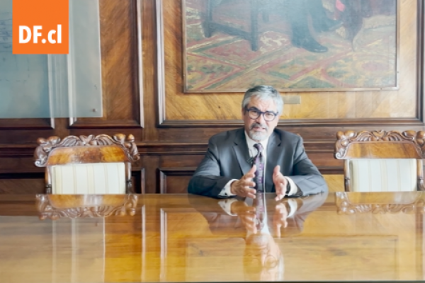 <p>Ahora en DF | Ministro Marcel celebra Imacec y dice que es es un buen momento para la inversión</p>