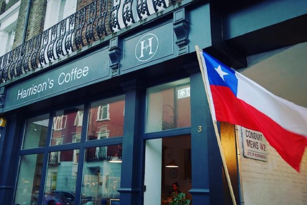 “Fue un momento muy especial para nosotros”: dueños de restaurant chileno en Londres destacado por Pedro Pascal