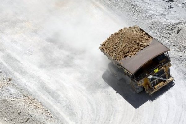 <p>International Copper Association establece meta de cero emisiones al 2050 para grandes compañías mineras</p>