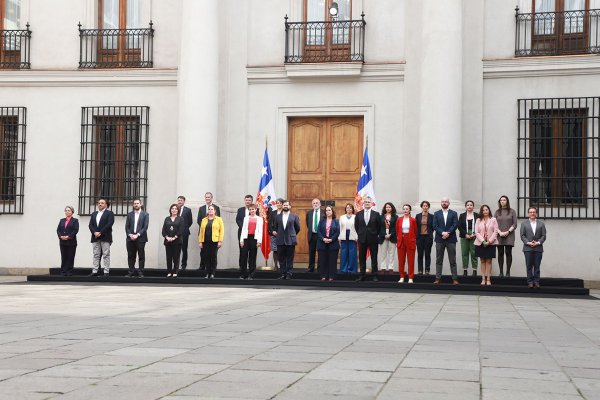 Cambio de gabinete: Las opciones que barajaría La Moneda