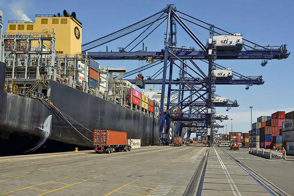 FNE extiende a Fase 2 investigación de la operación de SAAM y Hapag–Lloyd ya que "podría reducir sustancialmente la competencia"