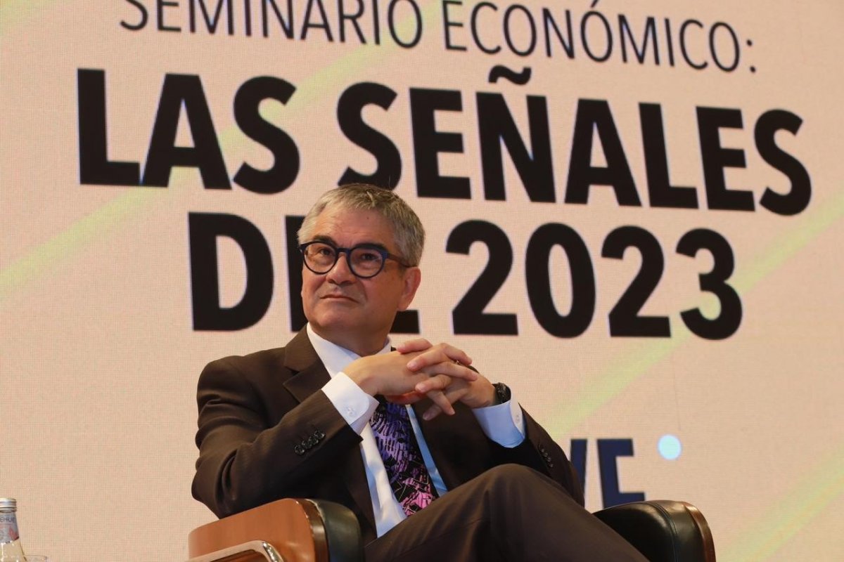 <p>Ministro Marcel: "He encontrado mucha mas recepción en el mundo empresarial que en el político”</p>