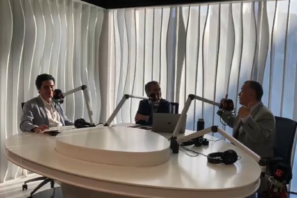 <p>La nueva dupla radial de Óscar Landerretche e Ignacio Briones</p>