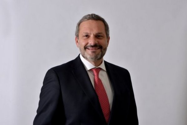 El managing partner de Mazars Chile, Rubén López.