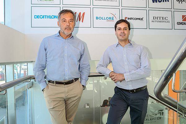 Fernando Arancibia, gerente comercial, y Fernando Ureta, gerente general, de Bodenor Flexcenter. Foto: José Montenegro