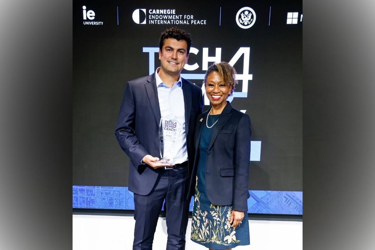 <p>EVoting, la plataforma de votación electrónica gana torneo sobre startups que fortalecen la democracia</p>