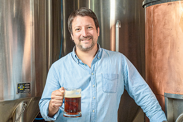 Kunstmann apuesta más allá de la cerveza y busca profundizar modelo de franquicias para bares