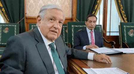 AMLO dice que la compra a Iberdrola de 13 plantas eléctricas es una "nueva nacionalización"
