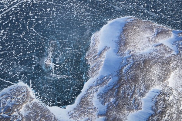 Las concentraciones de hielo marino fueron muy inferiores a la media en todos los sectores del océano Austral.