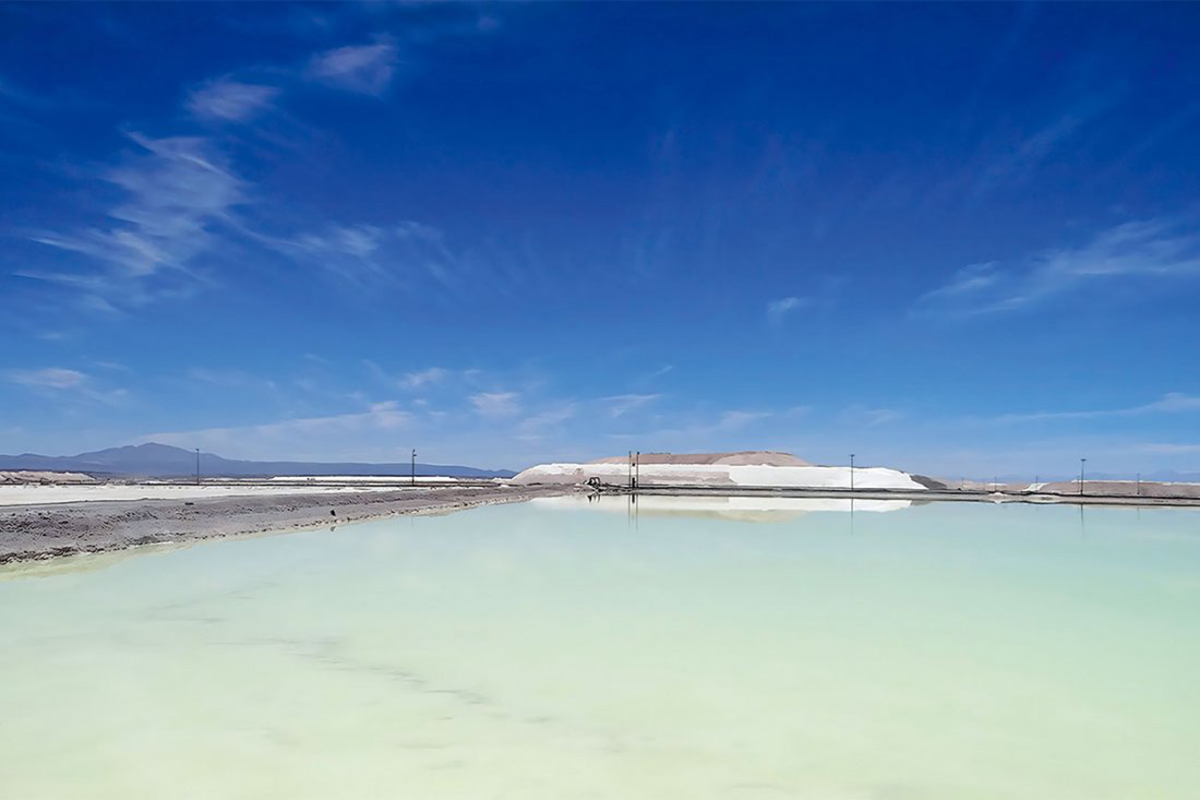 <p>Chile “abierto” a colaborar con gobierno indio para potenciar su industria del litio</p>