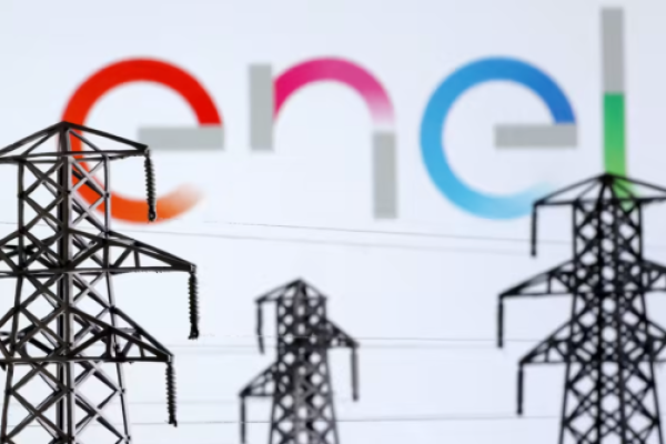 Inversionista de Enel desafía al gobierno italiano por reorganización del directorio