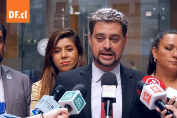 <p>Ahora en DF | Comisión Investigadora del "Caso La Polar" solicita ampliar investigación a multitiendas Hites y otras empresas del retail</p>