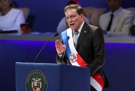 Panamá busca escaparse de la "lista gris" de lavado de dinero este año