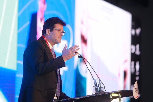 Sandro Solari: "La desconfianza es una debilidad estructural que produce malestar y busca dónde canalizarse"