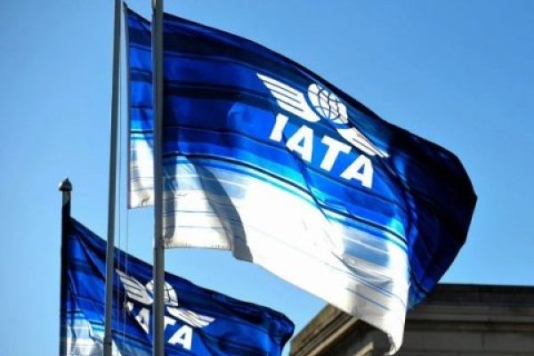 Organismo aéreo colombiano golpea la mesa e insiste a gobierno que evalúe reducción de IVA para pasajes aéreos y combustible