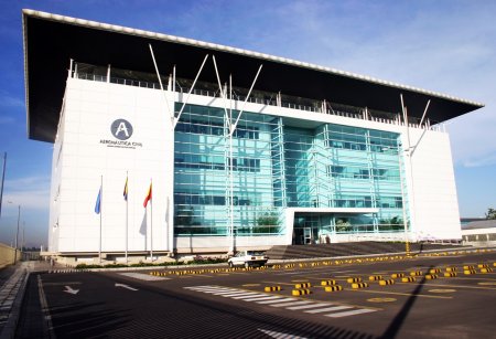 Aerocivil mantiene condiciones para unión entre Viva y Avianca: ¿qué pasa ahora?