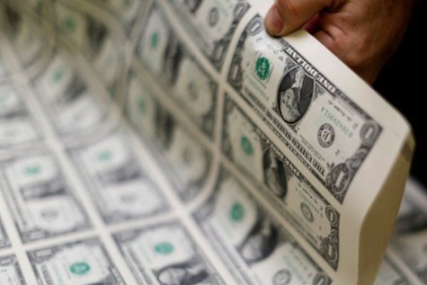 Argentina implementa nuevas restricciones para acceder a los dólares financieros desde este martes
