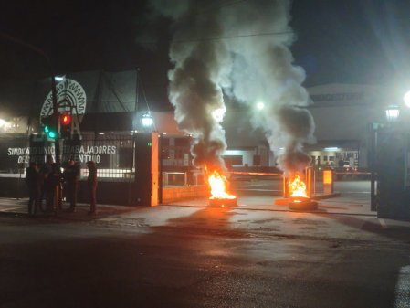 Nuevo conflicto gremial en Bridgestone Argentina, ahora amenaza también a Fate y Pirelli