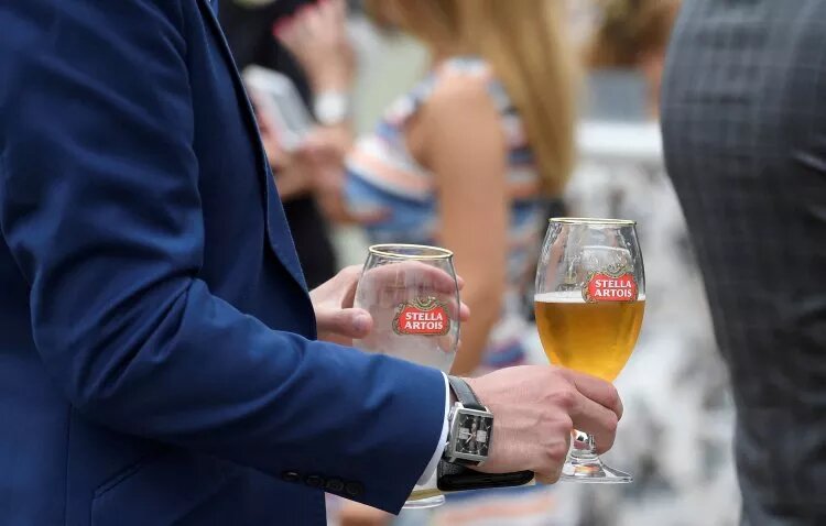 <p>Brasileña Ambev inicia el año con menos volumen de venta, pero con positivo desempeño</p>