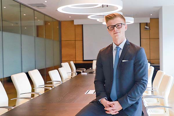 Mathieu Racheter, jefe de estrategia de renta variable en Julius Baer: “El pesimismo del mercado chileno es una señal para tomar posiciones”