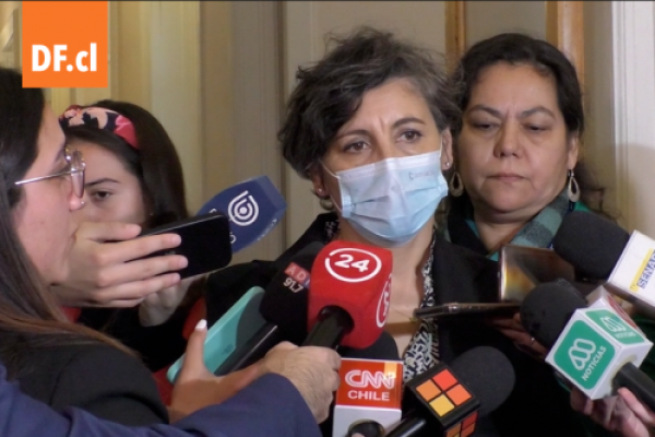 <p>Ahora en DF | Ministra de Salud cuestiona aprobación del proyecto alternativo por isapres</p>
