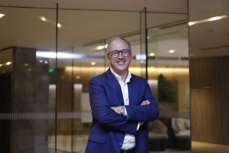 Exministro de Hacienda de Colombia y la reforma de Ecopetrol: "Se me hace una insensatez que Colombia se sacrifique por el cambio climático"