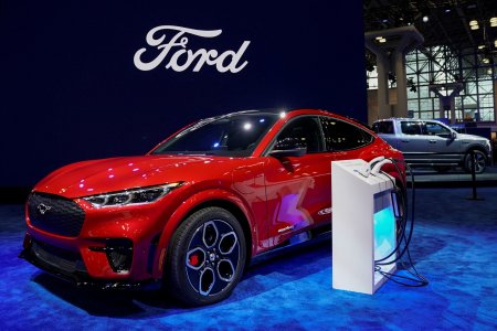 Chilena SQM firma acuerdo de largo plazo con Ford Motor para suministro de litio