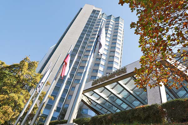Nuevos dueños del Sheraton Santiago ponen en venta la torre: plan considera mantener franquicia y remodelar el edificio
