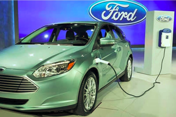 <p>SQM firma acuerdo con Ford para asegurar suministro de litio y viabilizar su plan de producir más autos eléctricos</p>